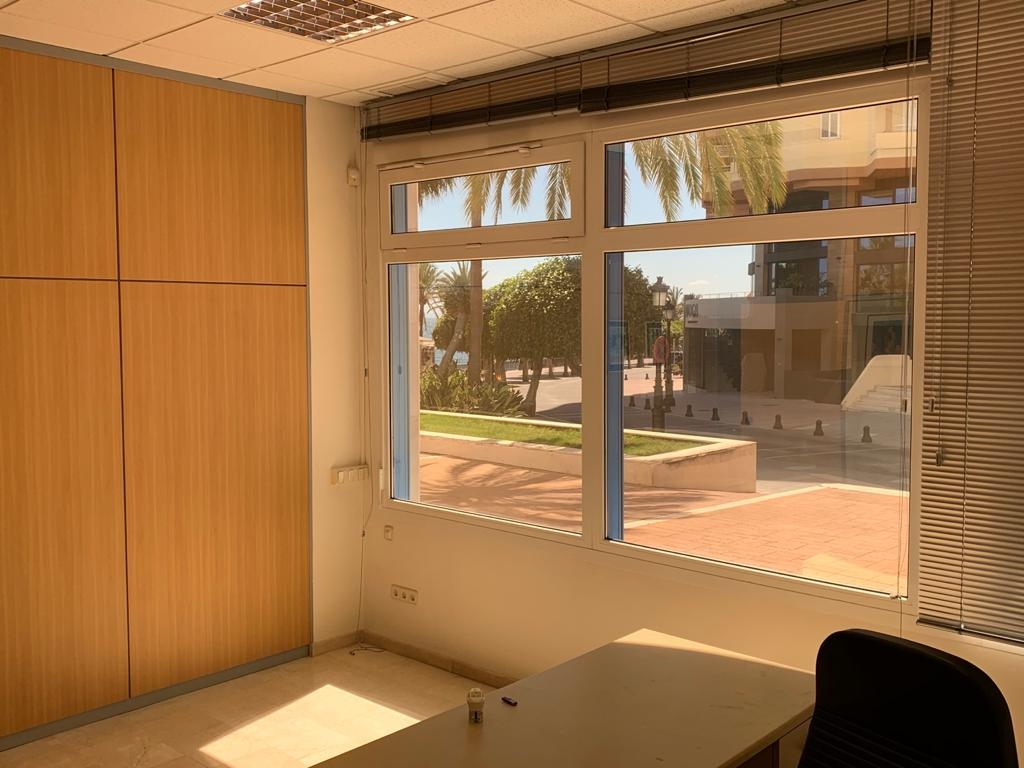 Local en venta en Marbella