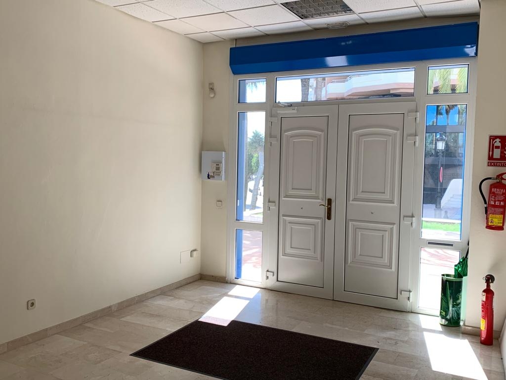 Local en venta en Marbella
