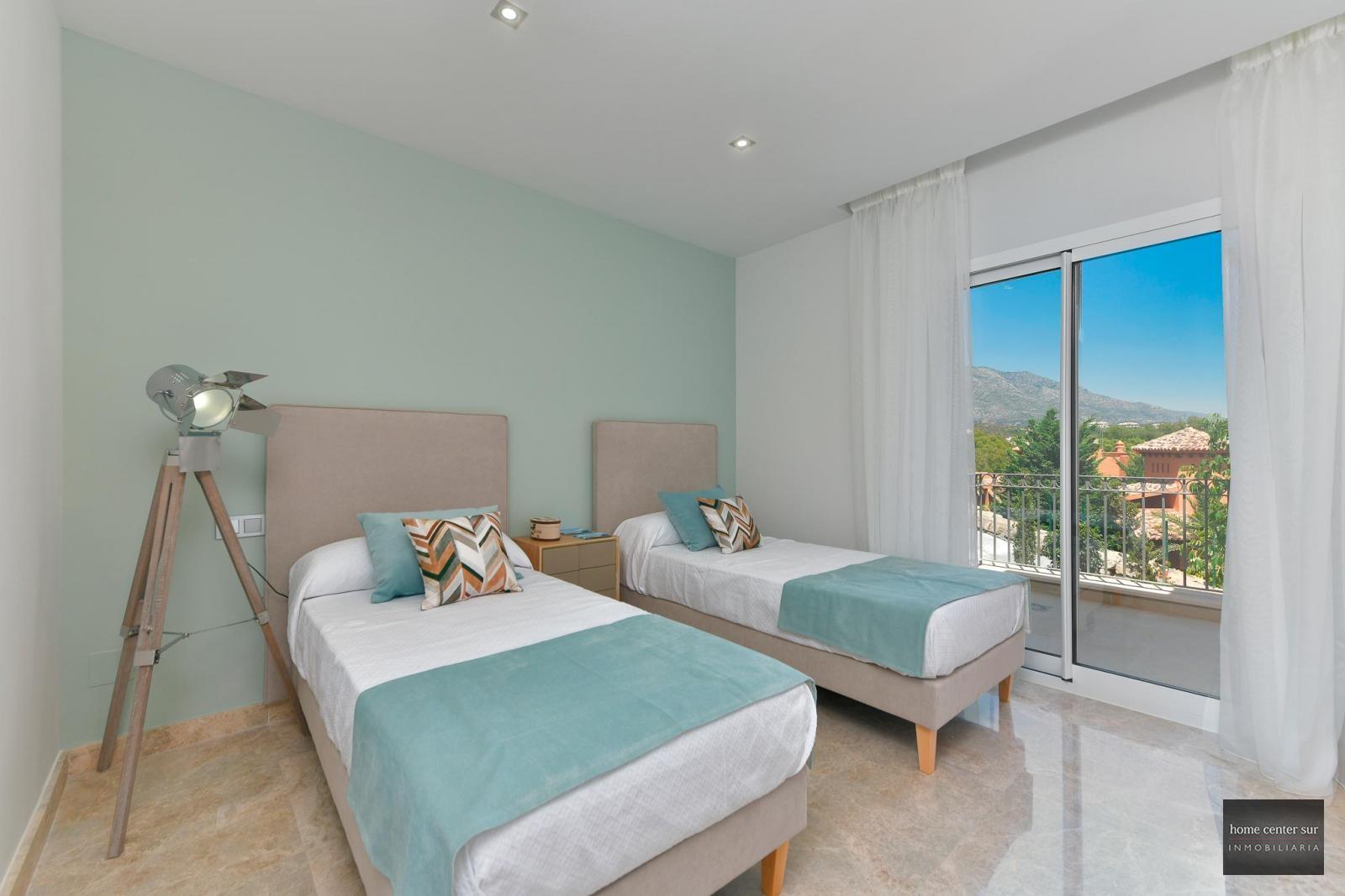 Apartament de Luxe en venda a Nueva Andalucia (Marbella), 585.000 €