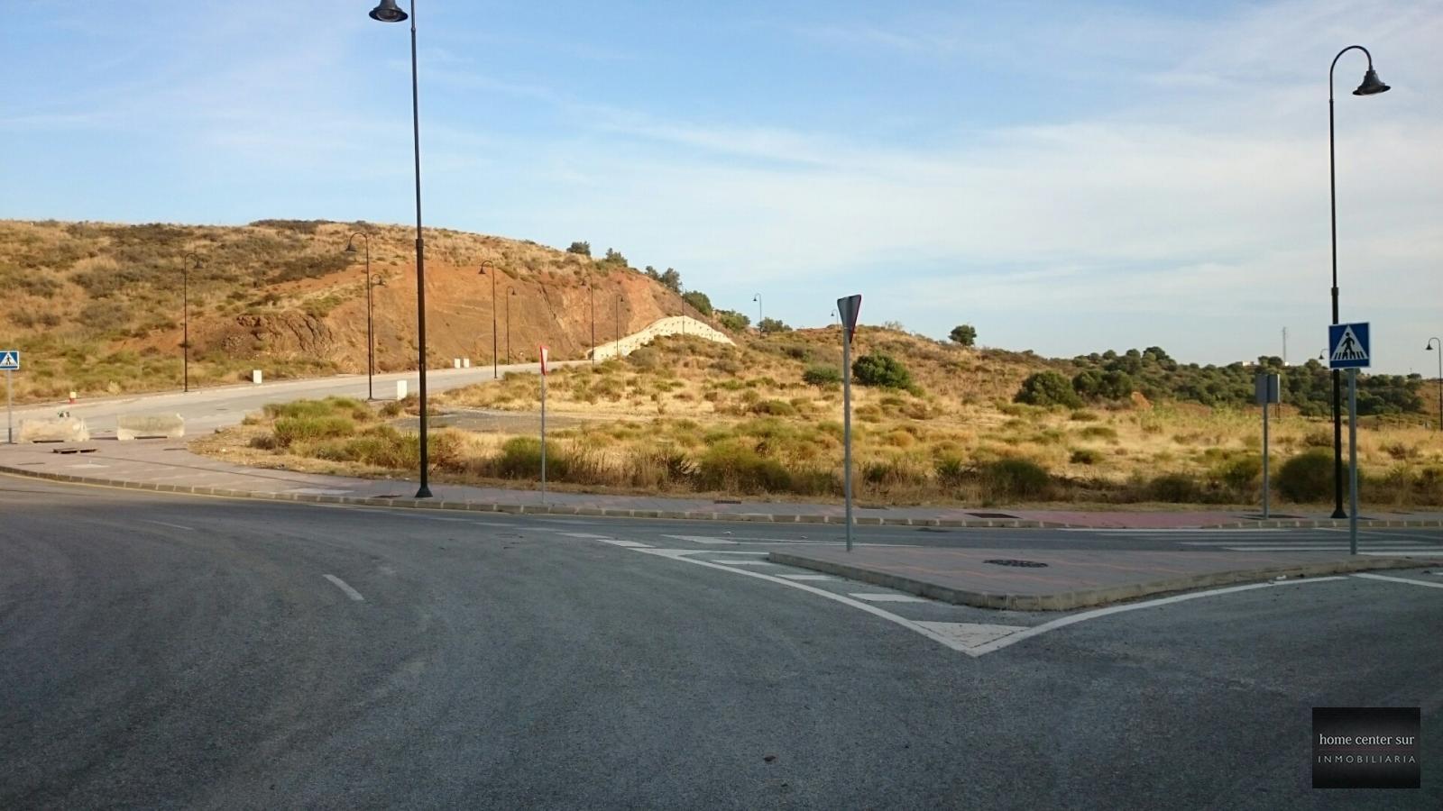 Grundstykke udlejes på lang tid I Carretera Fuengirola a Coín unde (Mijas Costa)