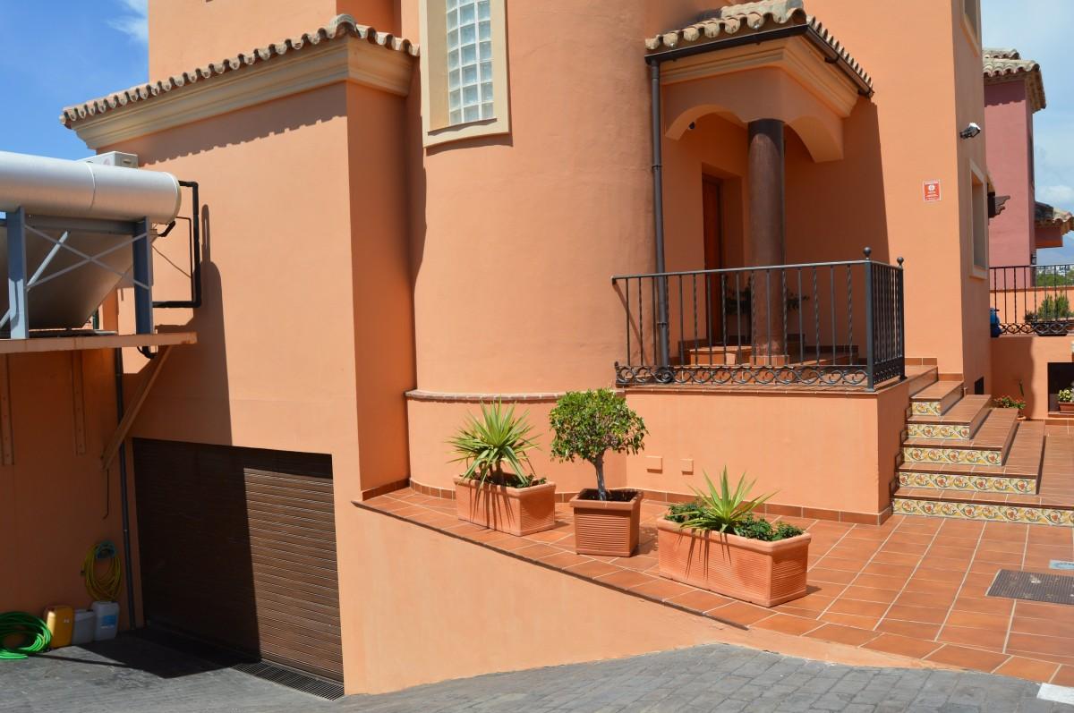 Villa en venta en Urbanización la Sierrezuela (Mijas Costa), 530.000 €