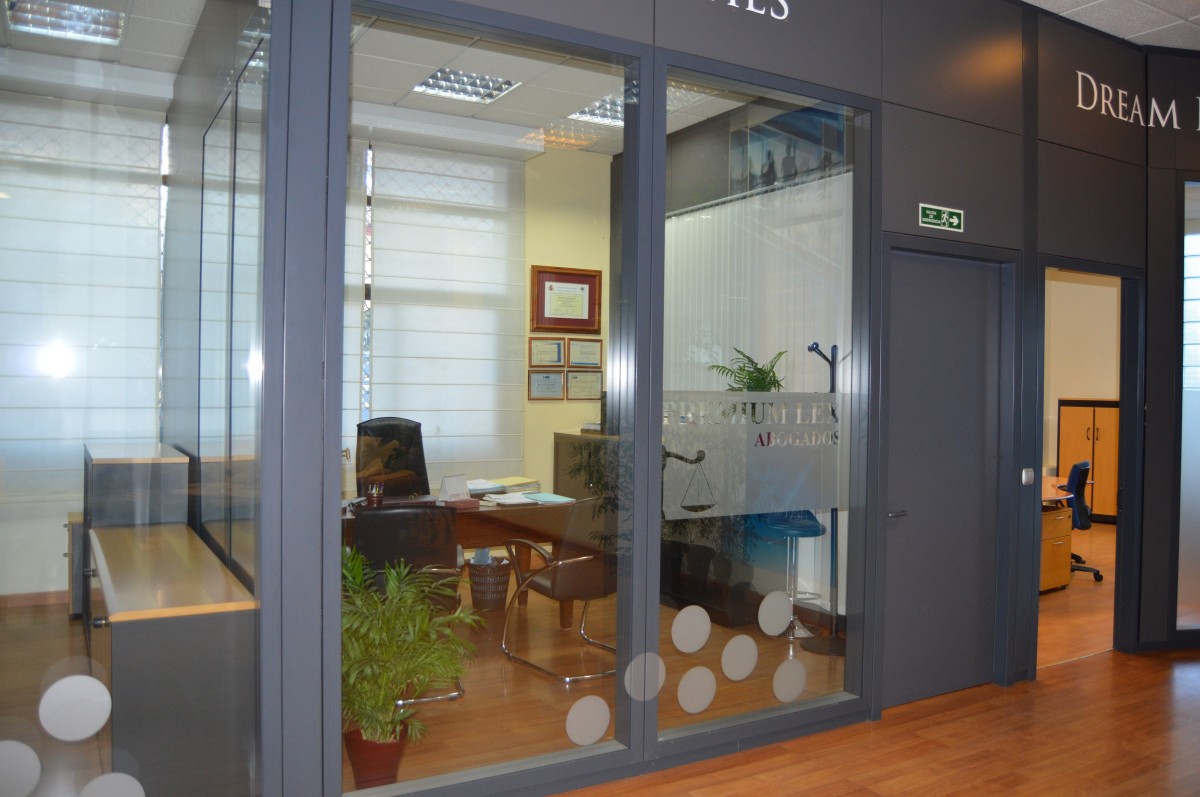 Oficina en alquiler en Marbella