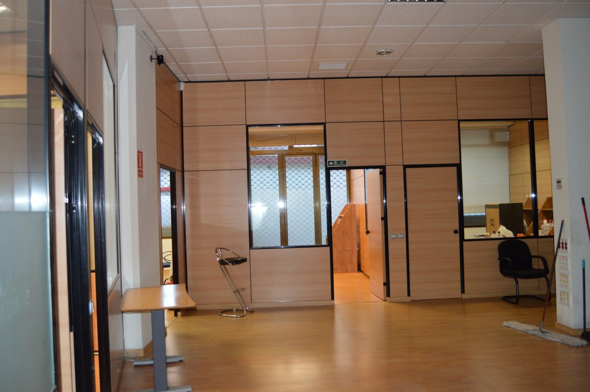 Oficina en alquiler en Marbella