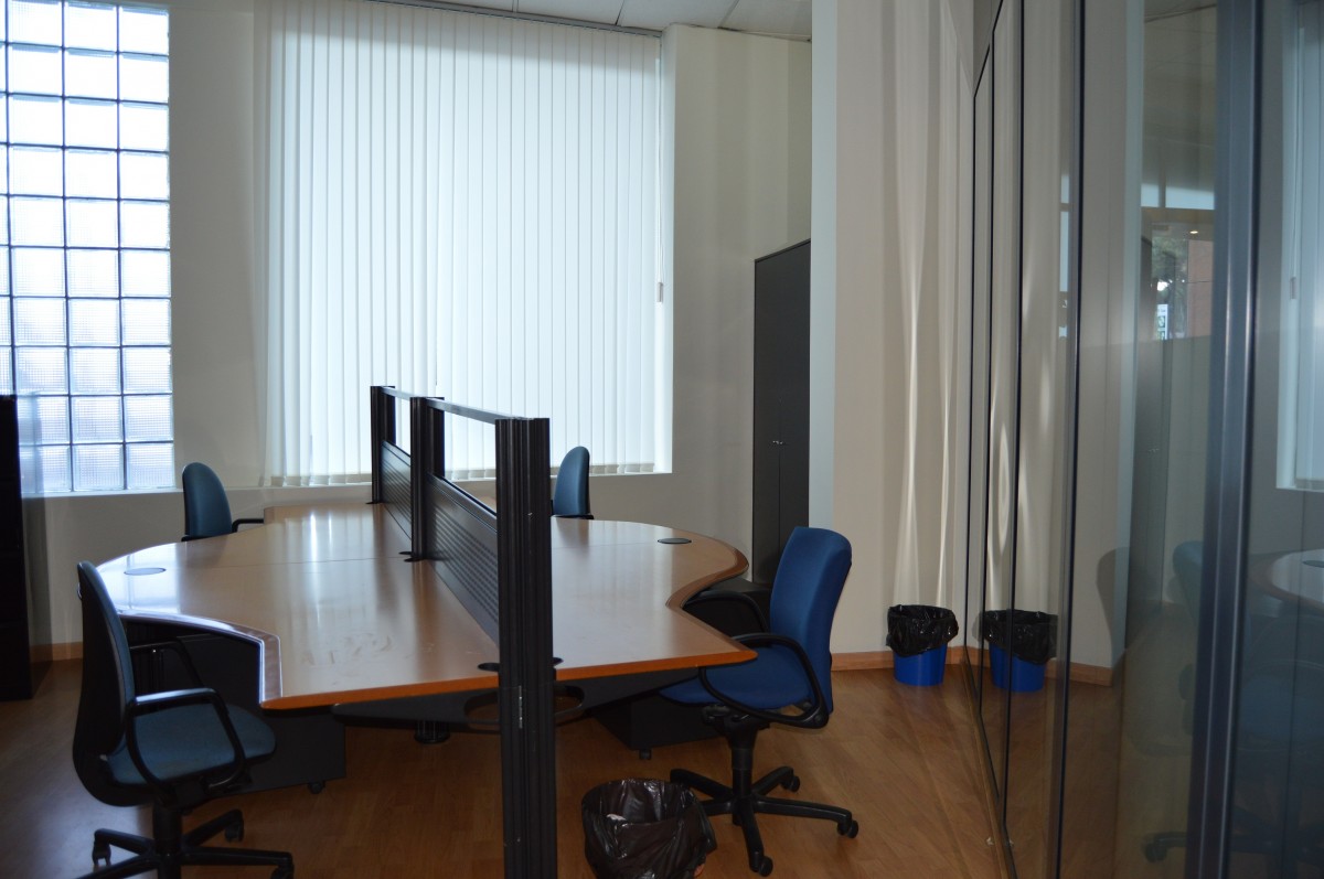 Oficina en alquiler en Marbella